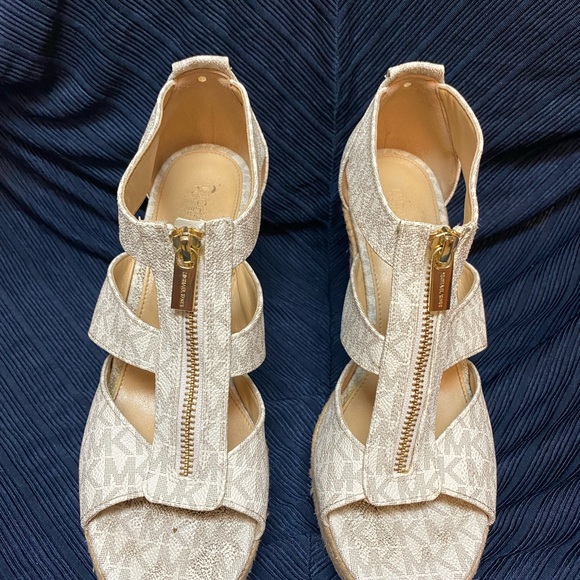 Michael Kors wedges - Picture 5 of 5